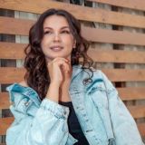 Регина Браун вещает...