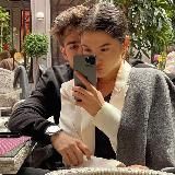 ᴍᴜsɪᴄ ʀᴏᴏᴍ