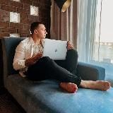 Максим про деньги