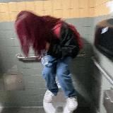 запах со свалки!!