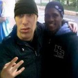 миша из-за угла