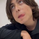 𝓐𝓲𝓭𝓪𝓷'𝓼 𝓫𝓮𝓮𝓼🐝