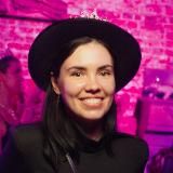 Арина, расскажи что-нибудь!