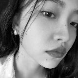 r͟e͟v͟eluv' s room 𐙚