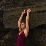 Терапевт движения, остеопат Алина Карельсон🌱