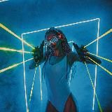 Stasy Mad | Frame up strip & exot |