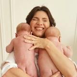 Реабилитолог Оксана Лапшина о двигательном развитии малышей