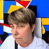 Сайты, деньги, две страны