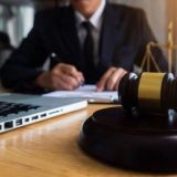 Yurist_lawyer_24