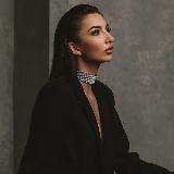 Senita Stylist✨ Beauty Blogger