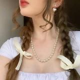 طَيِّبَةٌ غَفَرَ ٱللّٰهُ لَهَا