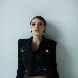 гёрлс, рассказываю