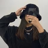 Julia S