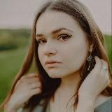 ANNA.GRUS