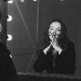 LINA’S BACKSTAGE.