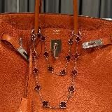 Christina's boutique✨👜