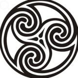 ХРАНИТЕЛЬНИЦА ТРАДИЦИЙ 🦉