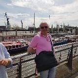 вася - инвалид