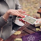 Magic_tarot_runes