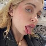 YES, I AM ICONIC BITCH