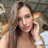 Не Полина, а Алина