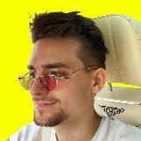 Денис Равовой AI