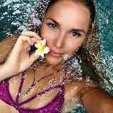 MORESTORI - видео, фоны, стикеры для сториз - бесплатно