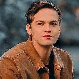 🌷Alexander ◌ Calvert🌷