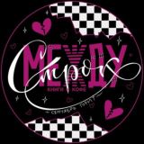 МЕЖДУ СТРОК. КНИГИ И КОФЕ