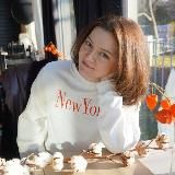 Старецкая (Хлопкова) Карина