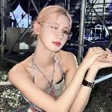 Omg, Julia?)🍓☃️