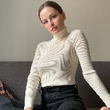 Александра Олейник + ИИ🧠