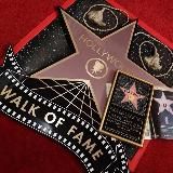 Богатые и знаменитые